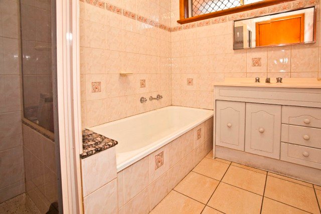1 Marna Court, Noble Park image 5