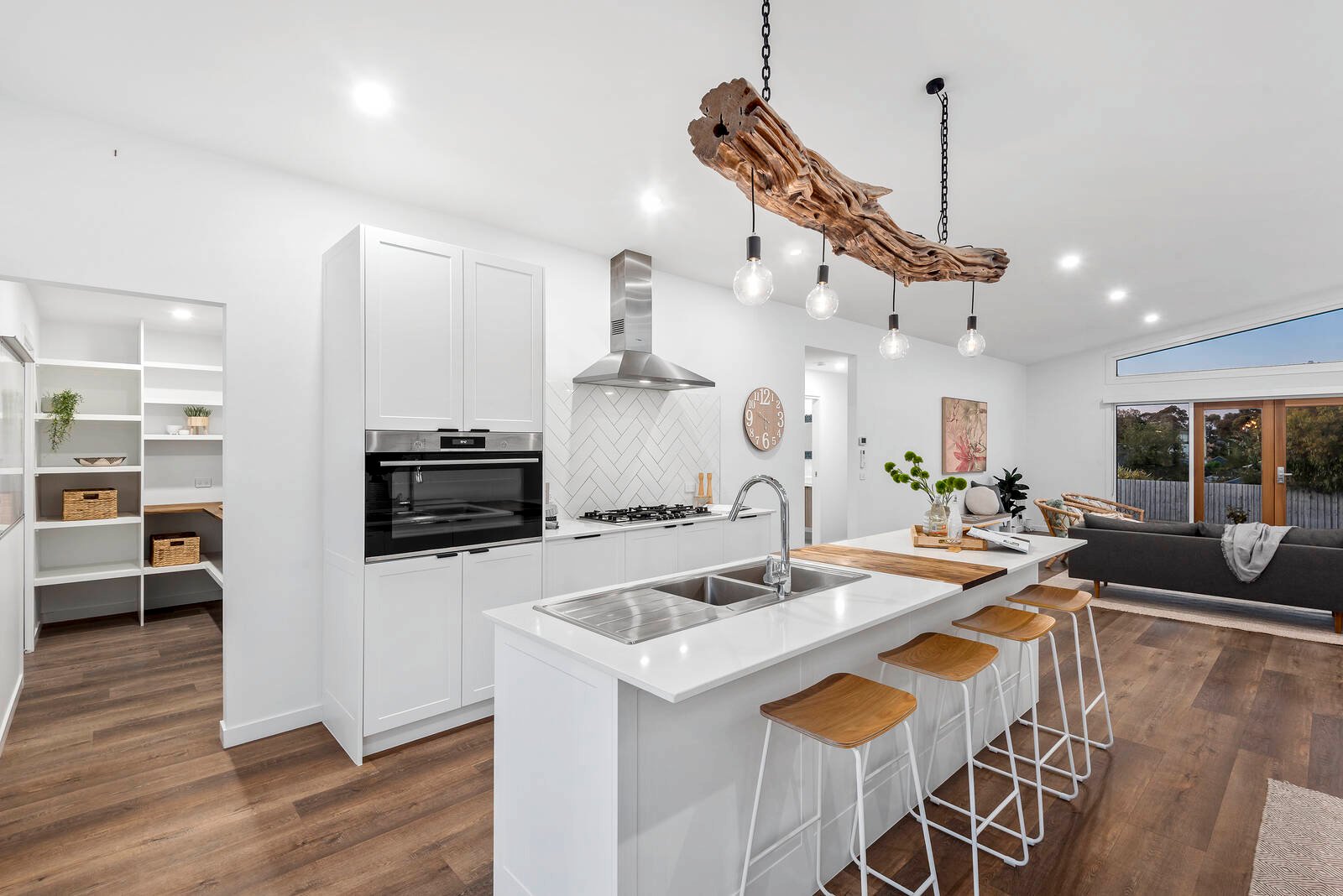 Property Gallery Thumbnail 4