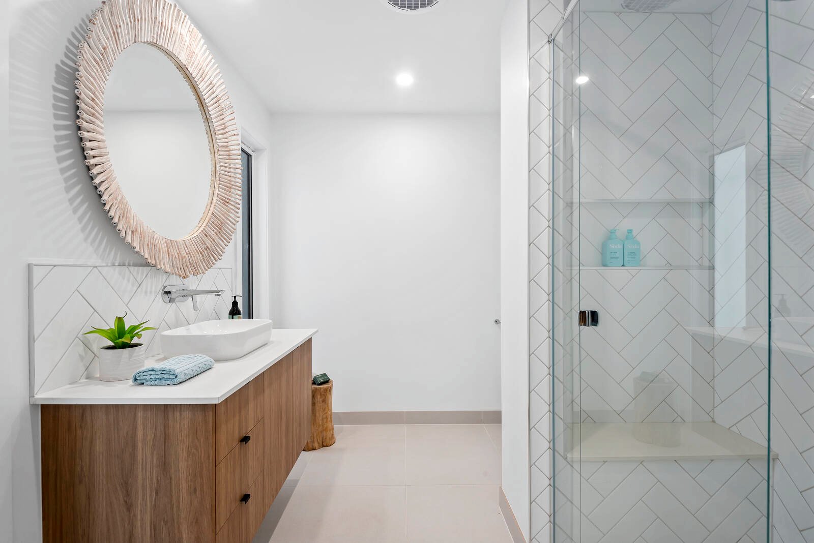 Property Gallery Thumbnail 9