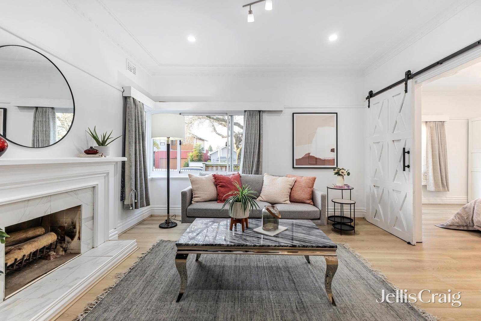 1 McDowall Street, Mitcham image 2