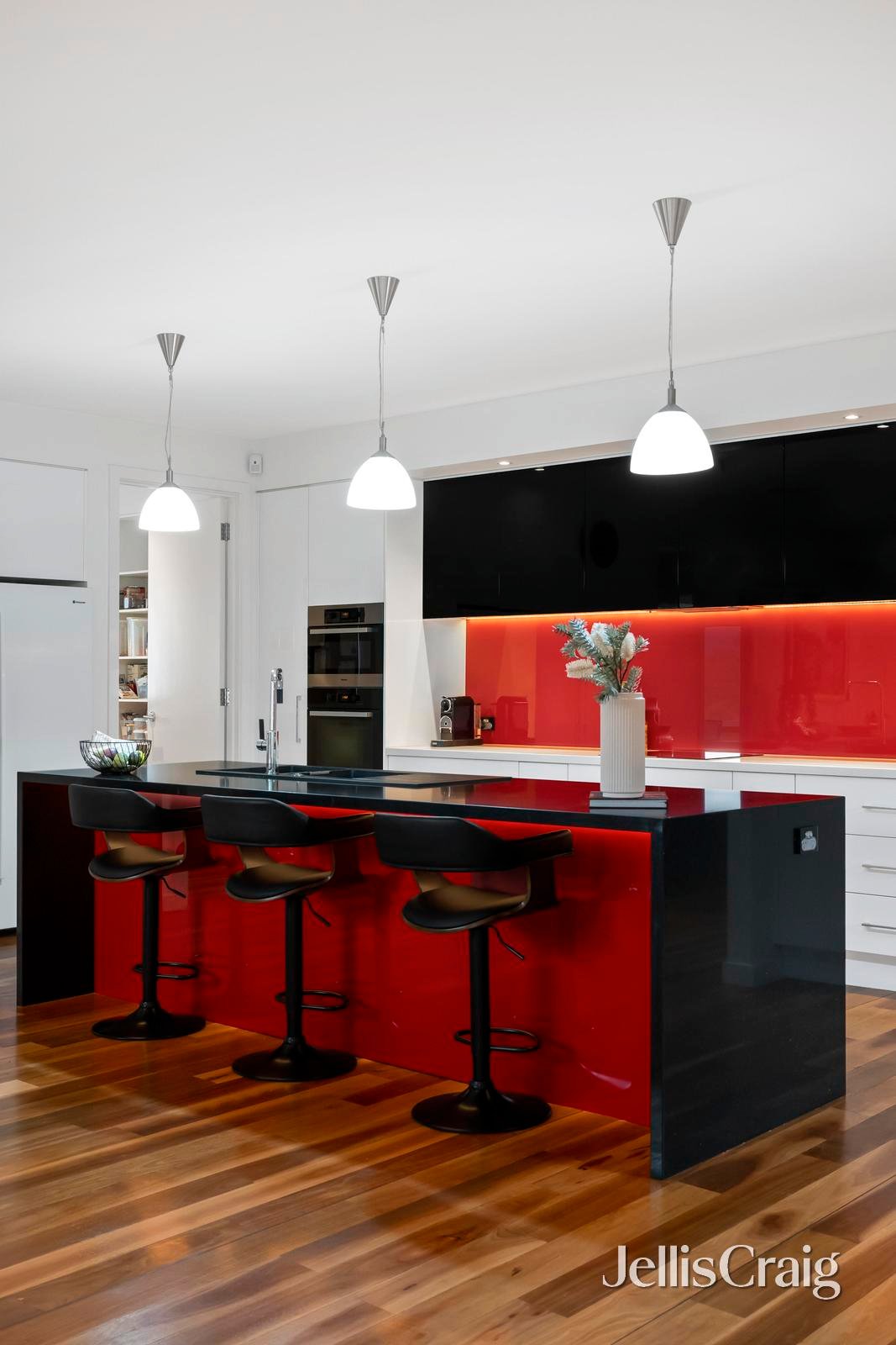 1 McPherson Drive, Croydon image 4