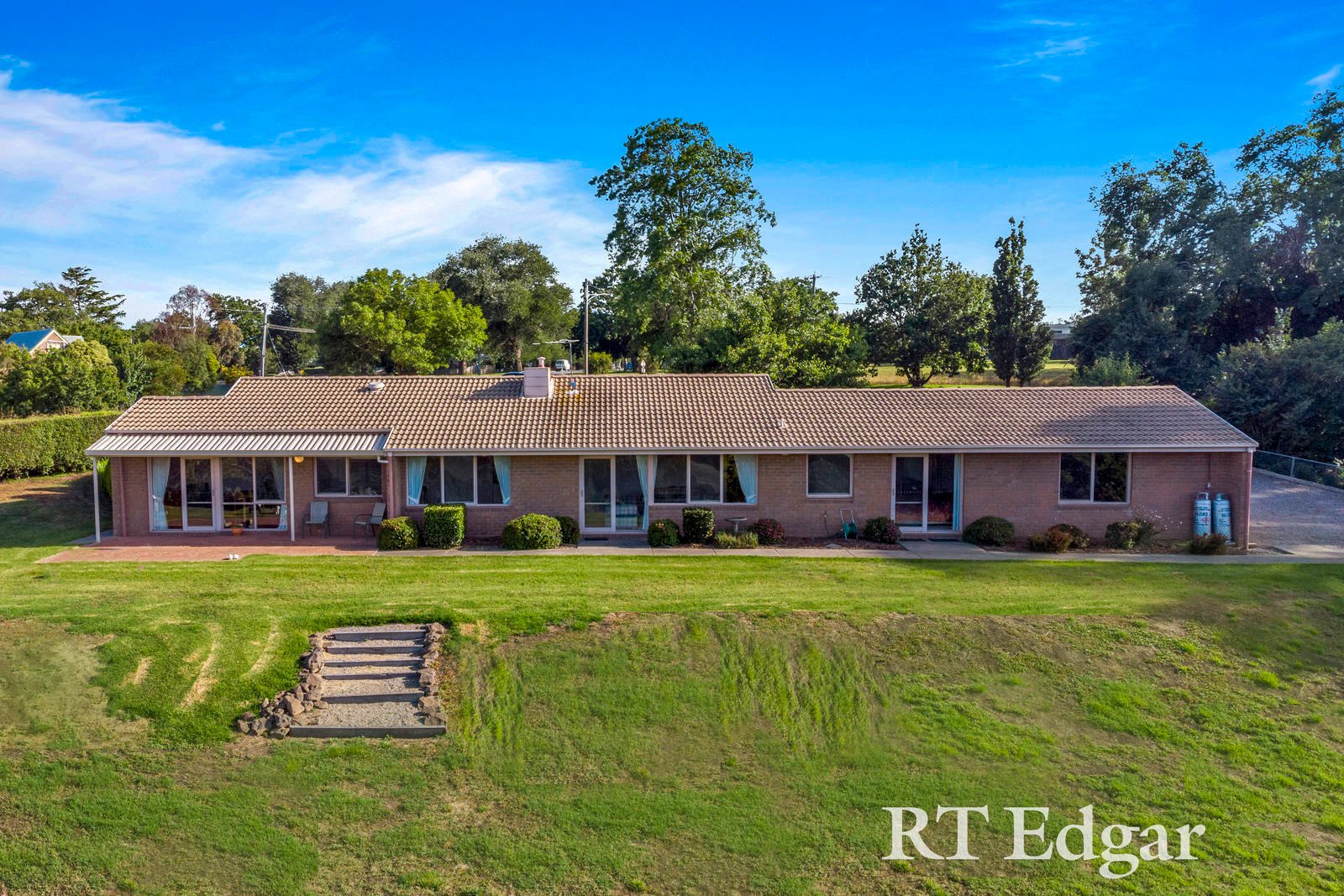 Property Gallery Thumbnail 2