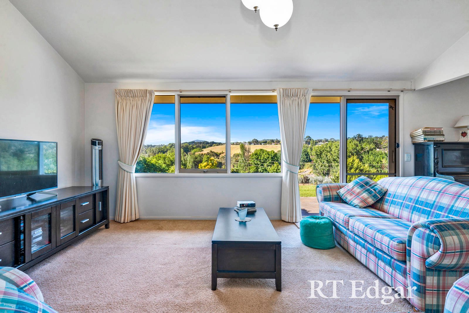 Property Gallery Thumbnail 8