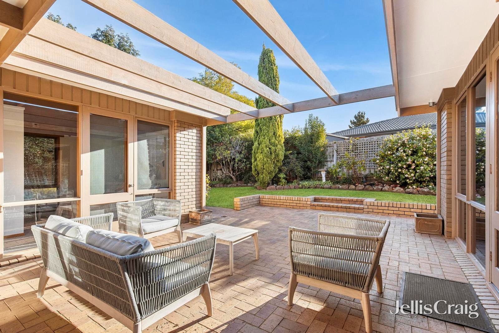 1 Milford Place, Belmont image 5
