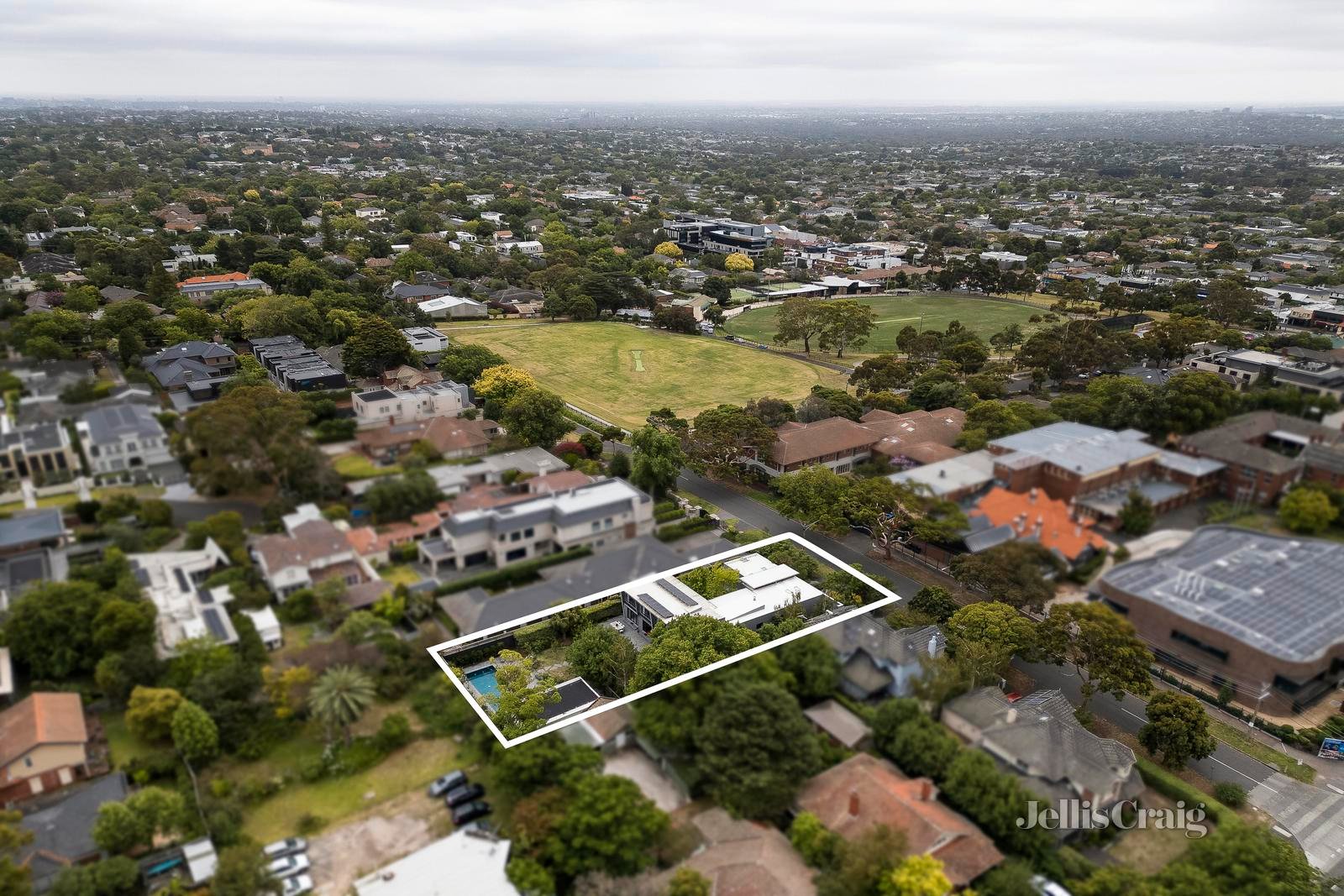 1 Millah Road, Balwyn image 27