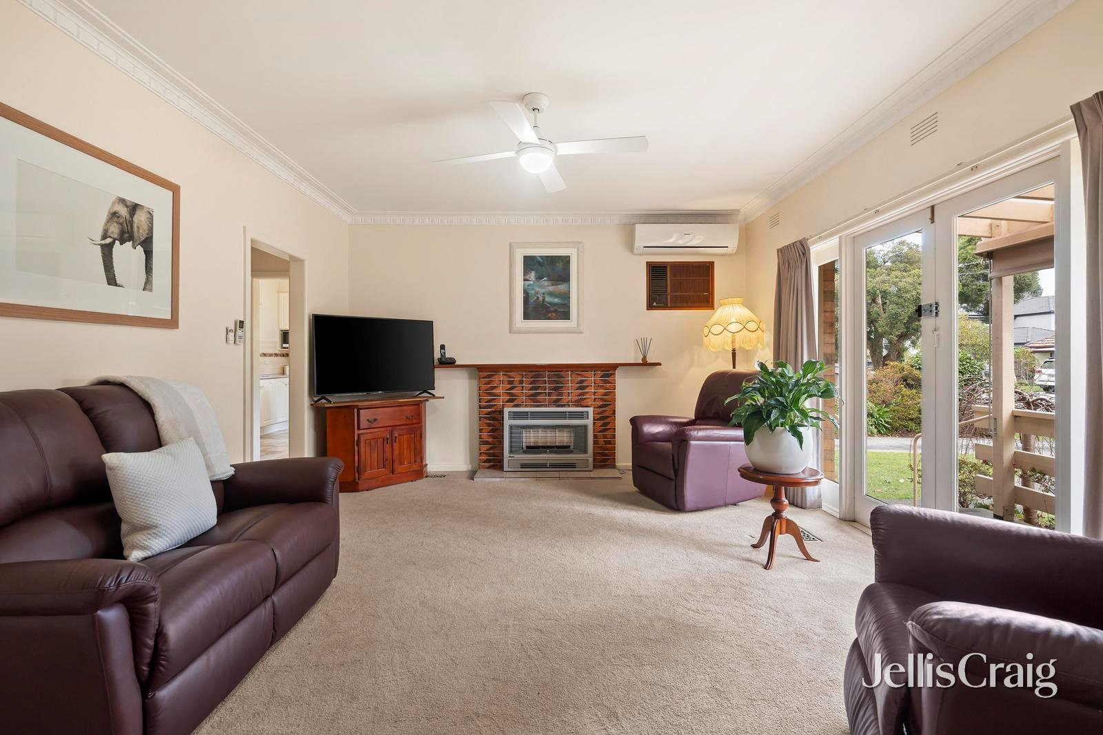 1 Miller Grove, Ringwood&nbsp;East image 2