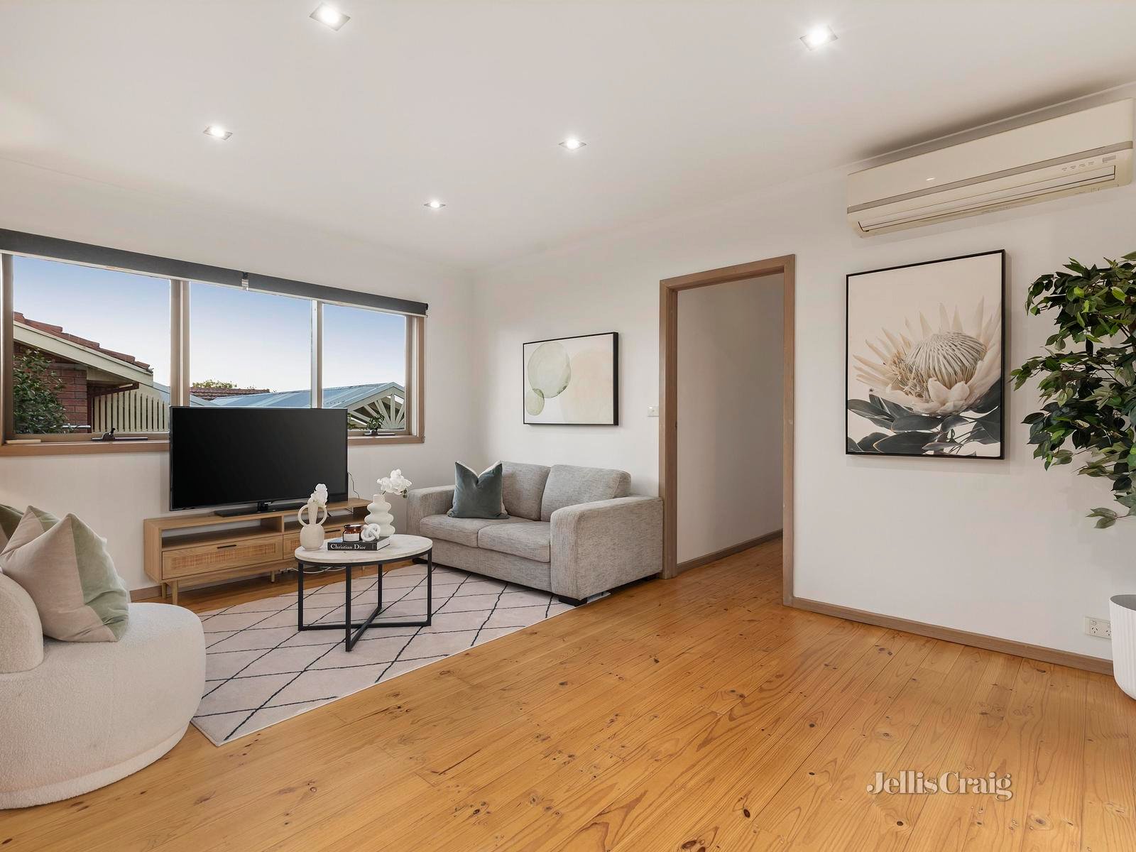 1 Miramar Court, Donvale image 9
