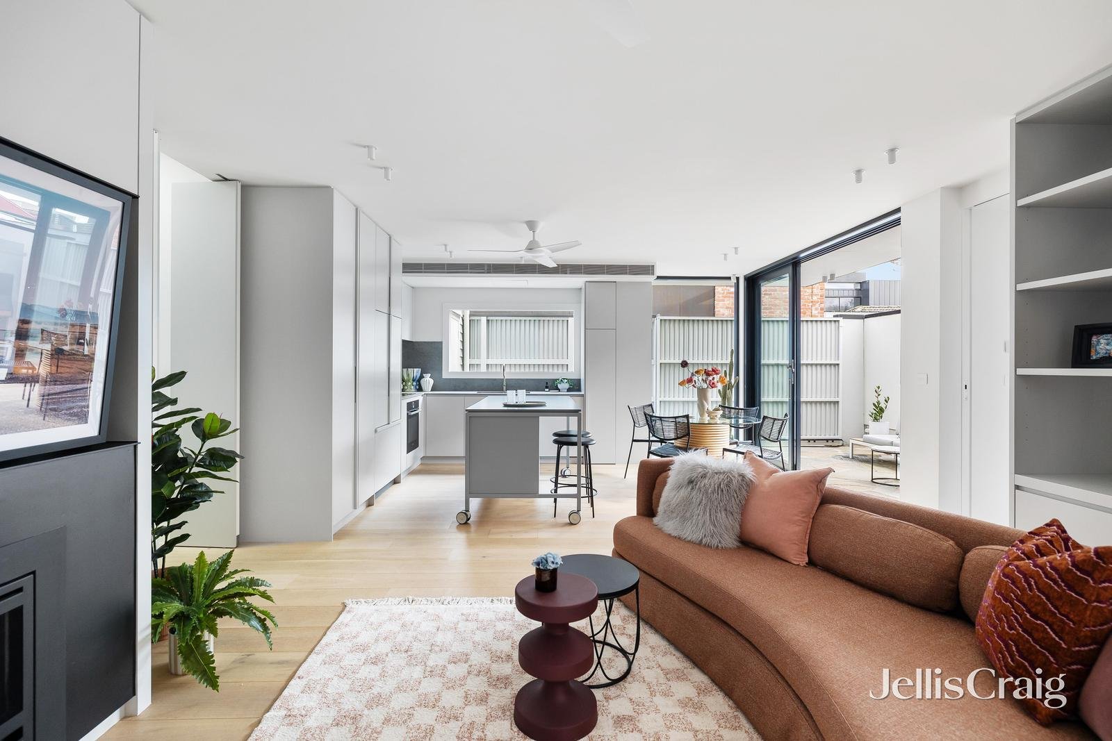1 Montgomery Street, Richmond image 13