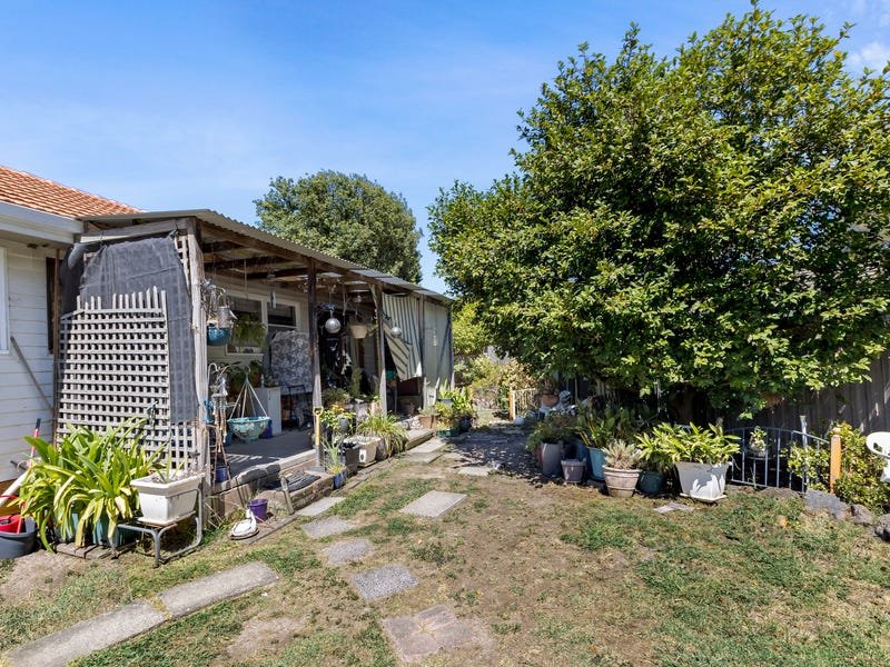 Property Gallery Thumbnail 4