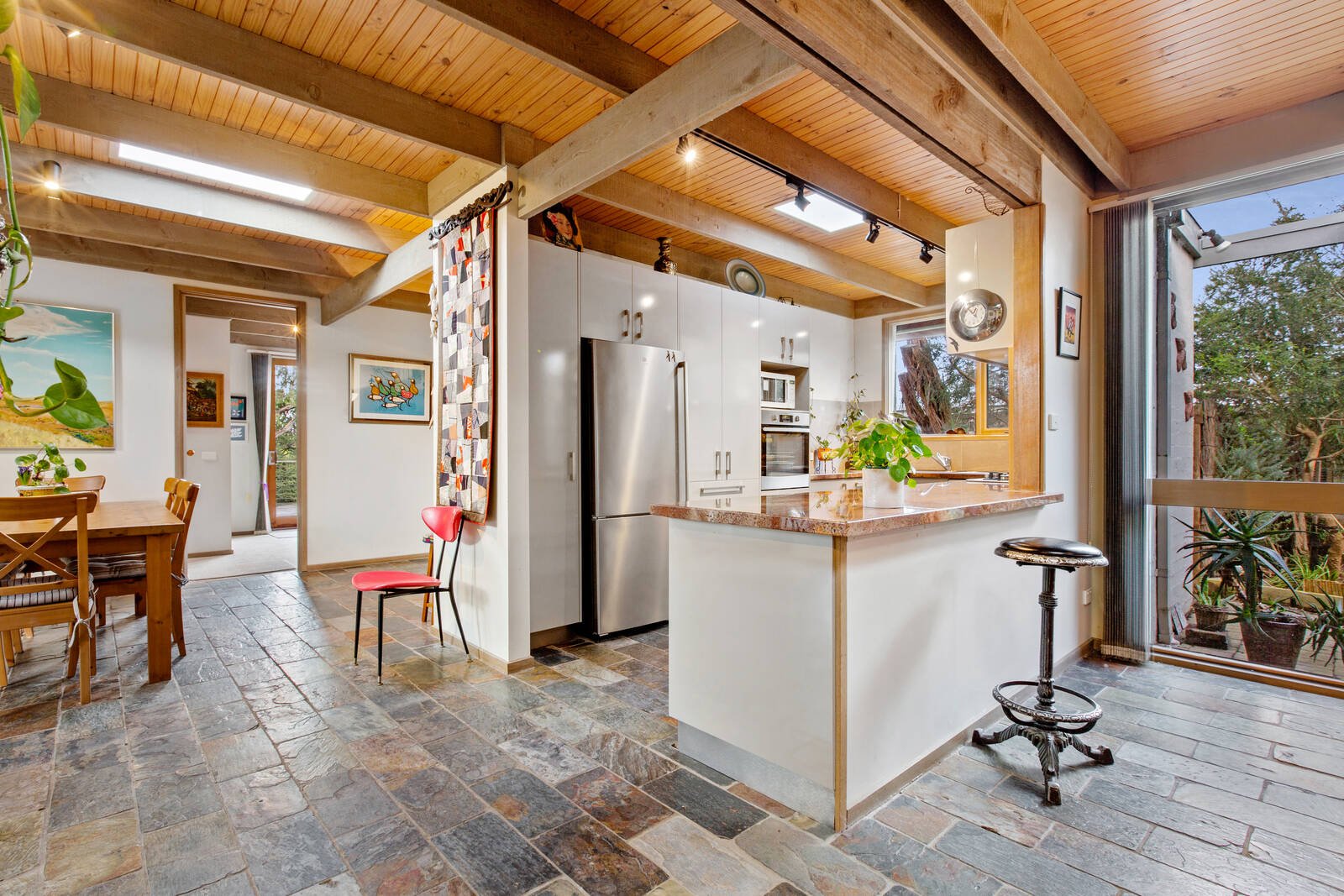 Property Gallery Thumbnail 3
