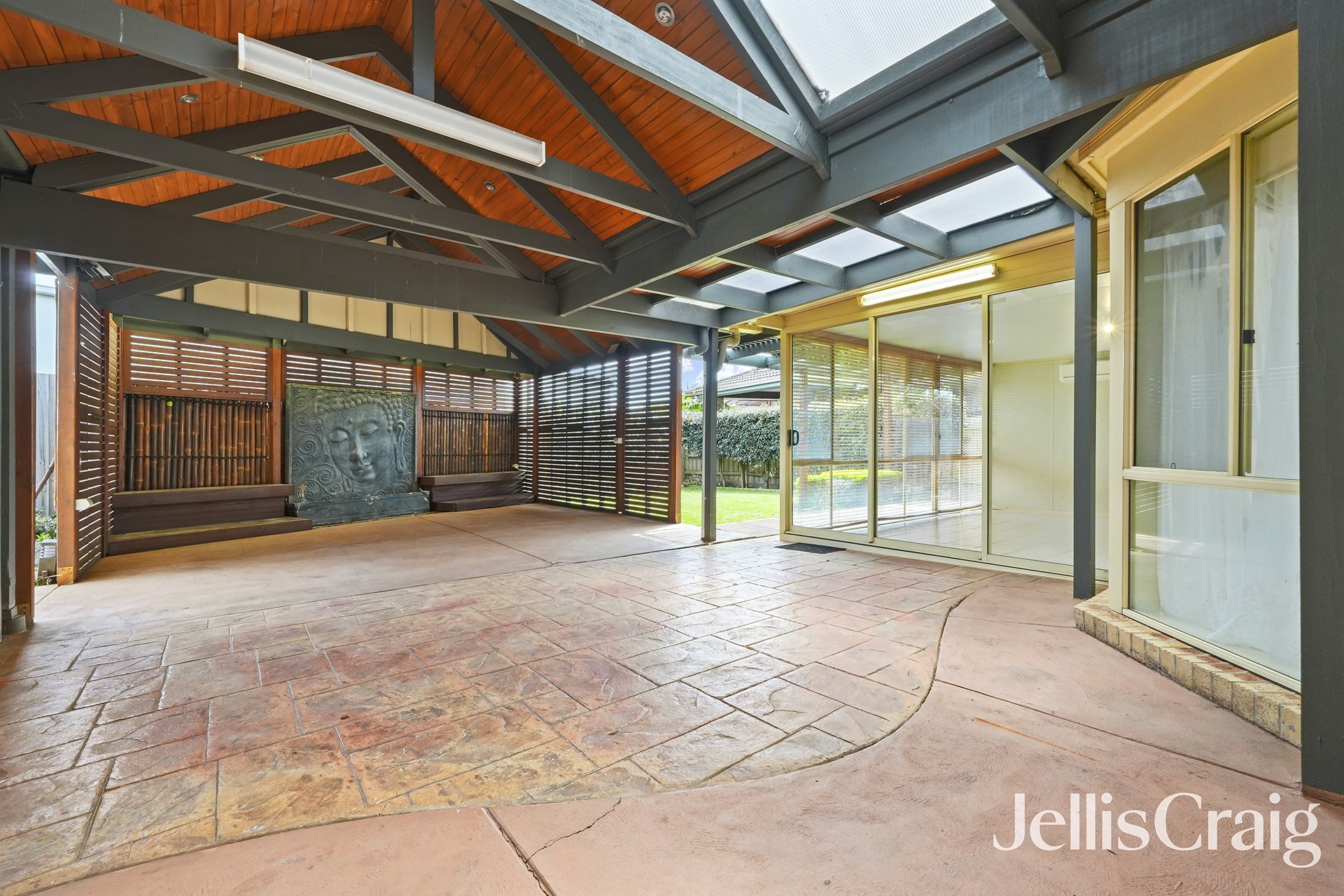 1 Murtoa Place, Cranbourne West image 10