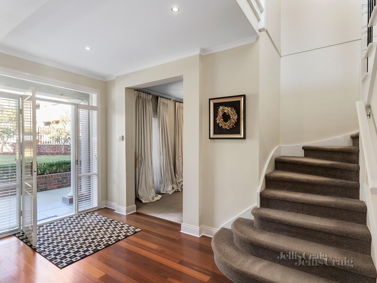 1 Muswell Hill, Glen Iris image 2