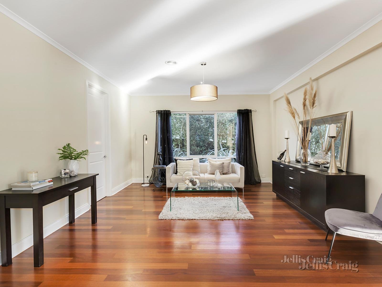 1 Muswell Hill, Glen Iris image 7