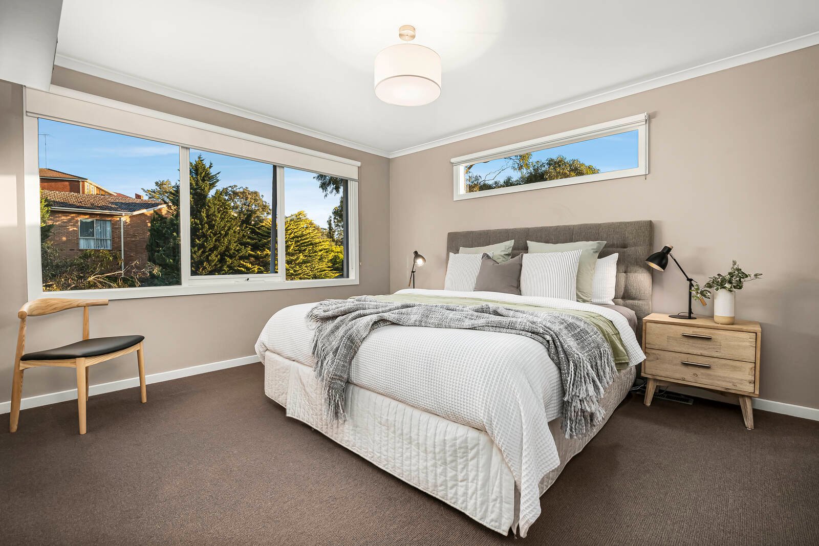 Property Gallery Thumbnail 6