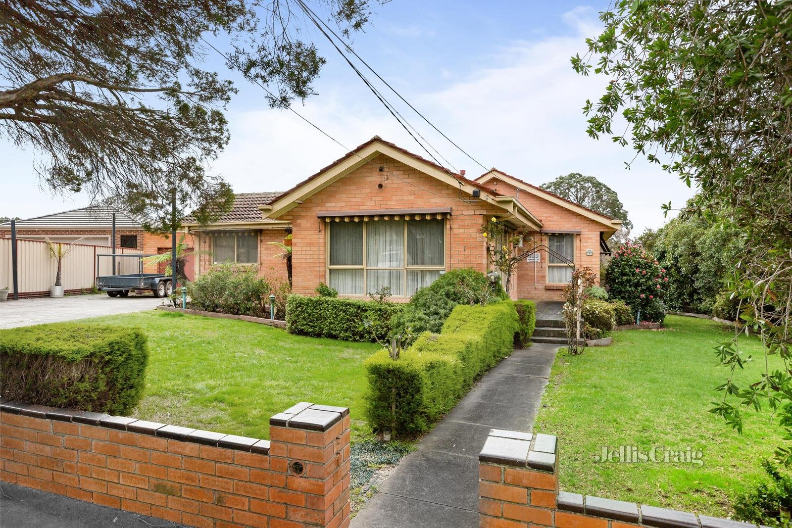 1 Nellie Court, Mount Waverley image 4