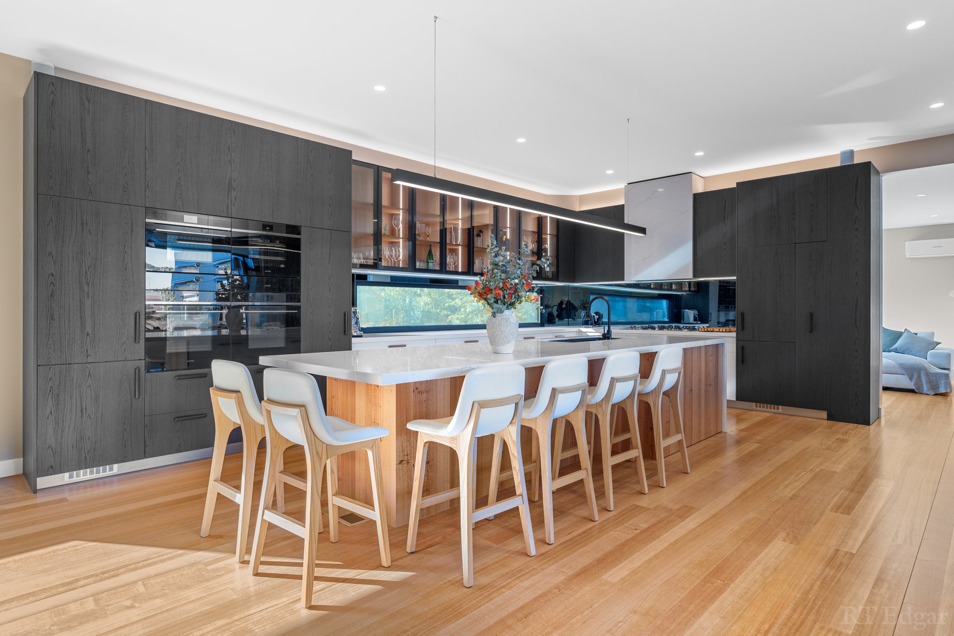 Property Gallery Thumbnail 7