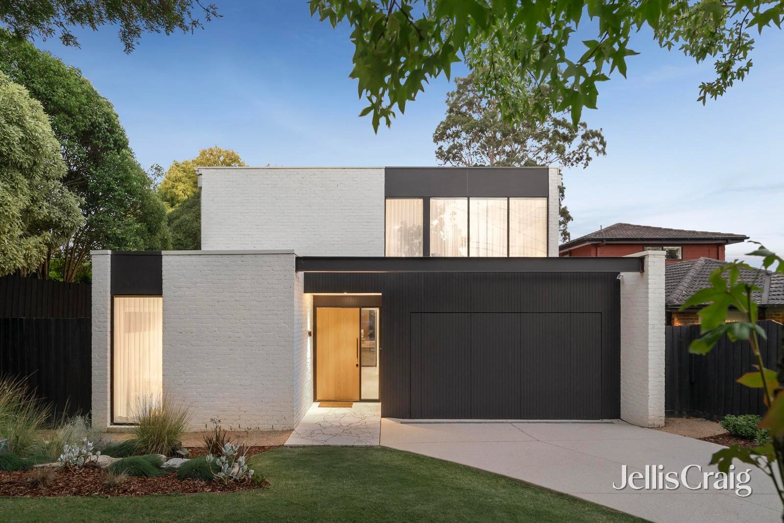 1 Nestan Drive, Ringwood image 1