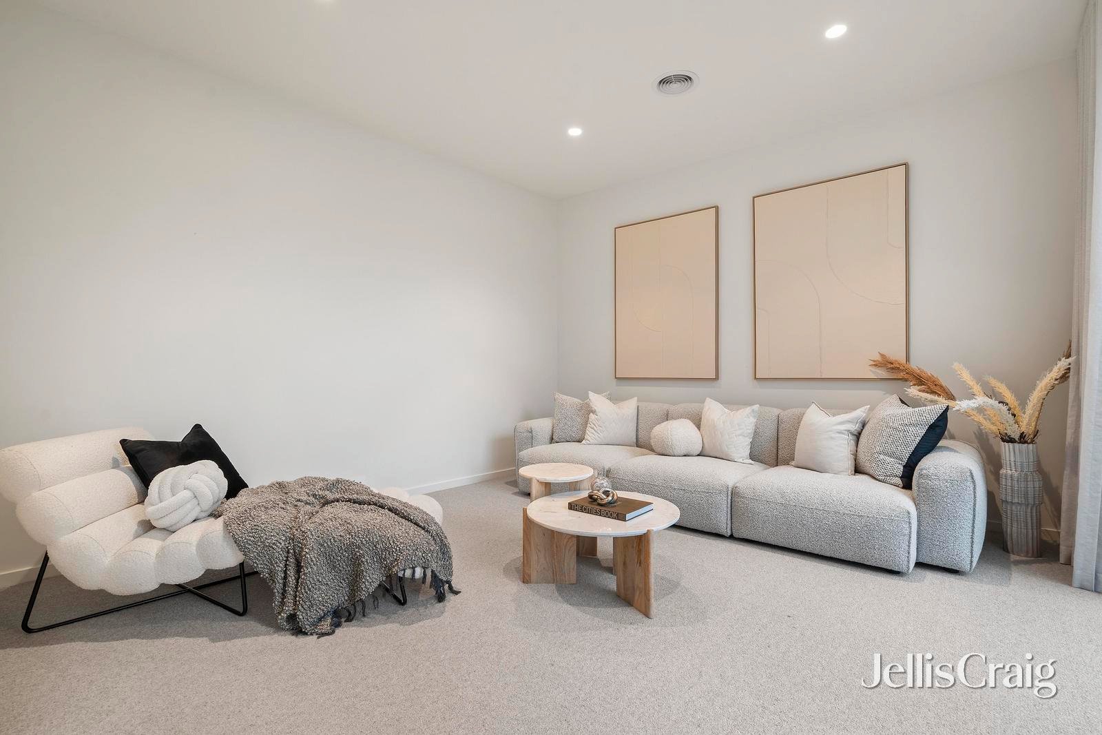 1 Nestan Drive, Ringwood image 3