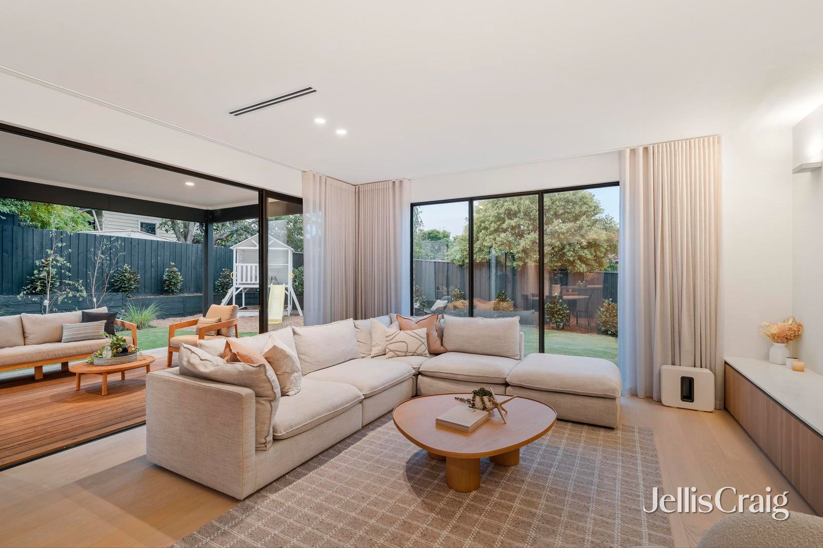 1 Nestan Drive, Ringwood image 4