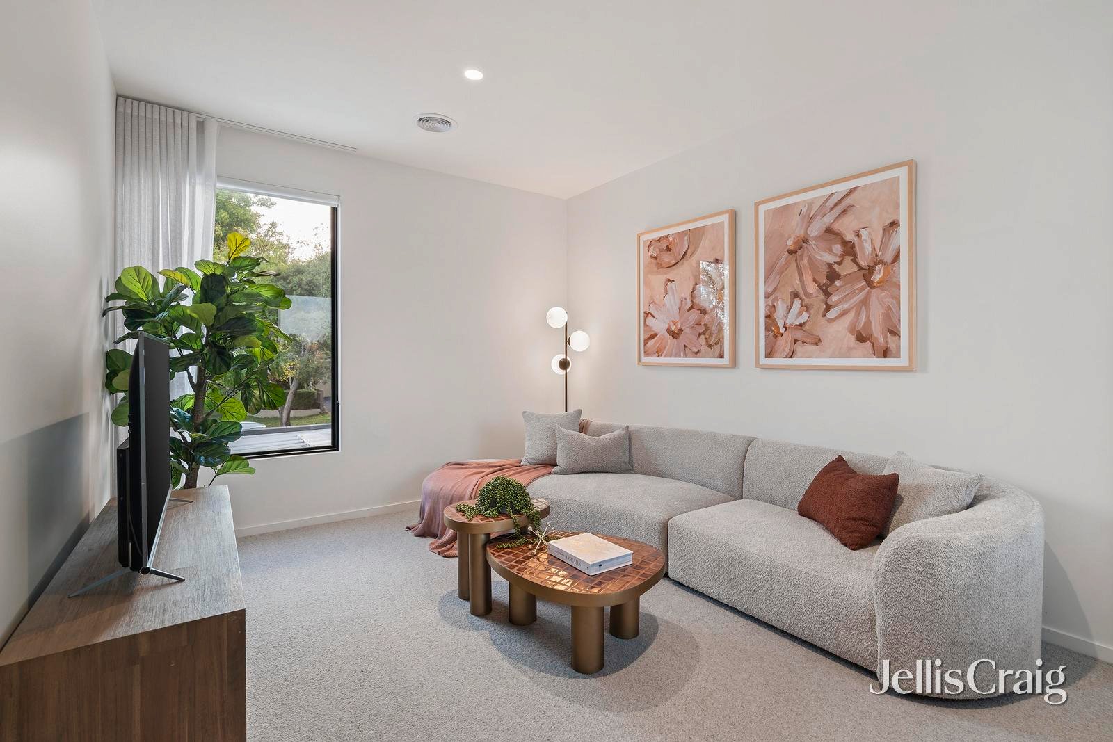 1 Nestan Drive, Ringwood image 9