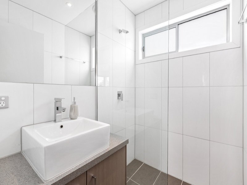 1 Newcastle St  YARRAVILLE
