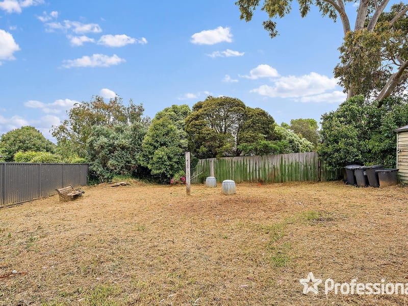 1 Nigel Court, Ringwood image 6