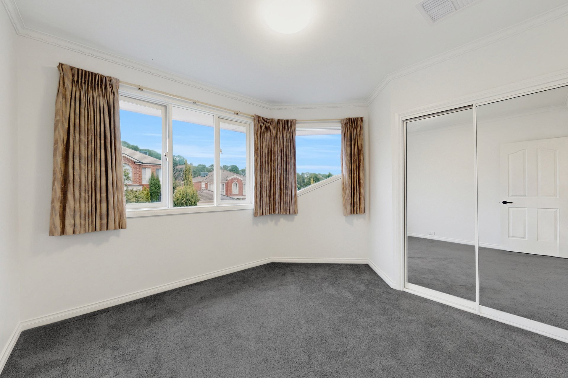 1 Nightingale Close, Donvale image 12