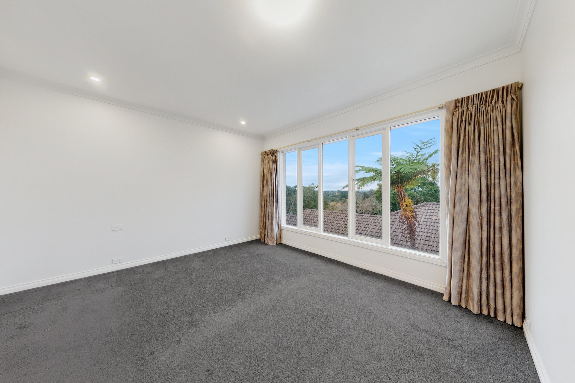 1 Nightingale Close, Donvale image 14