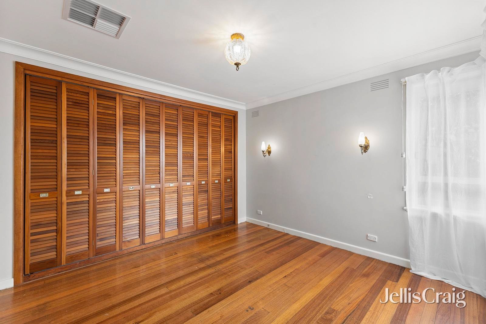 1 Norma Street, Doncaster image 6