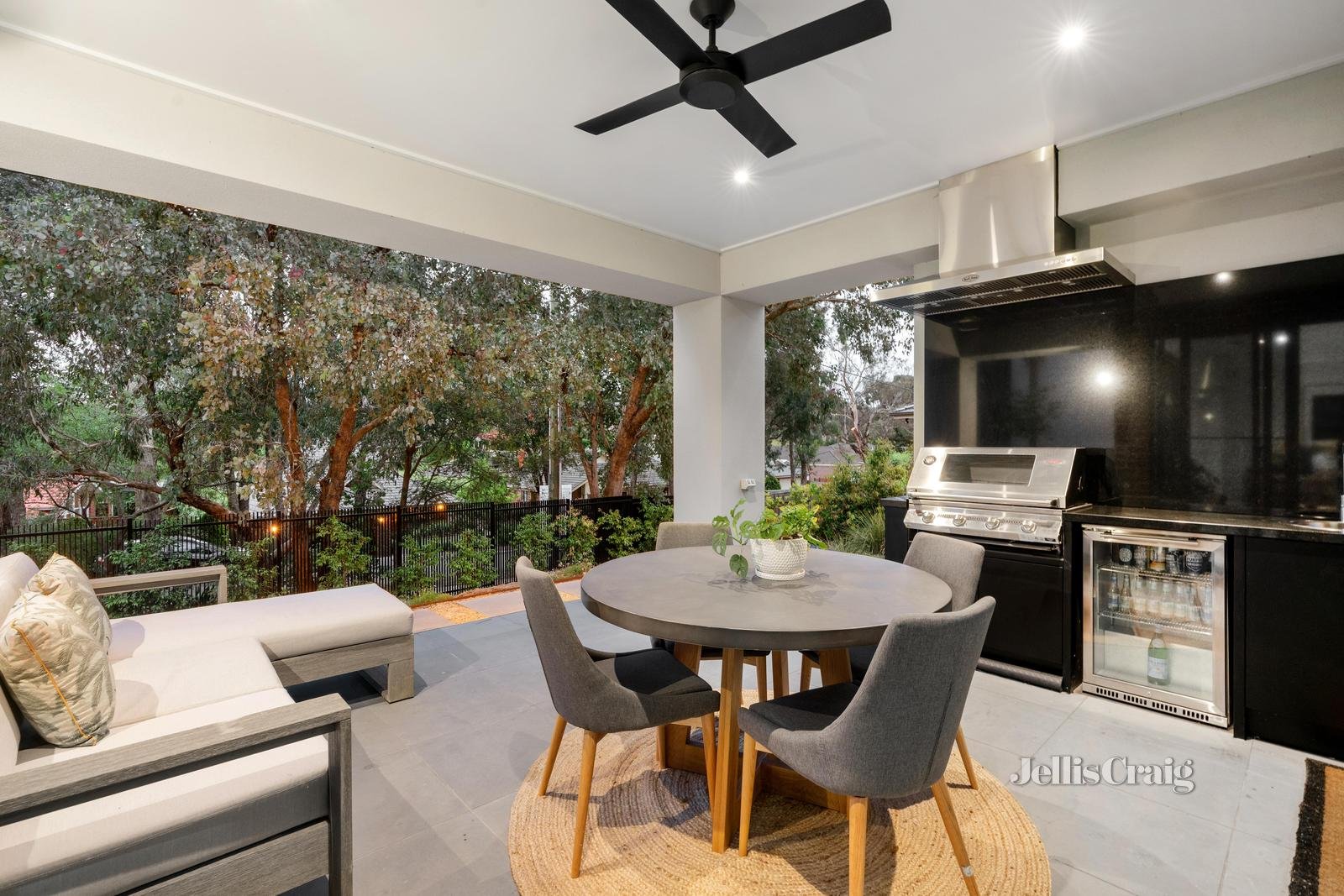 1 Oakdale Rise, Diamond Creek image 7