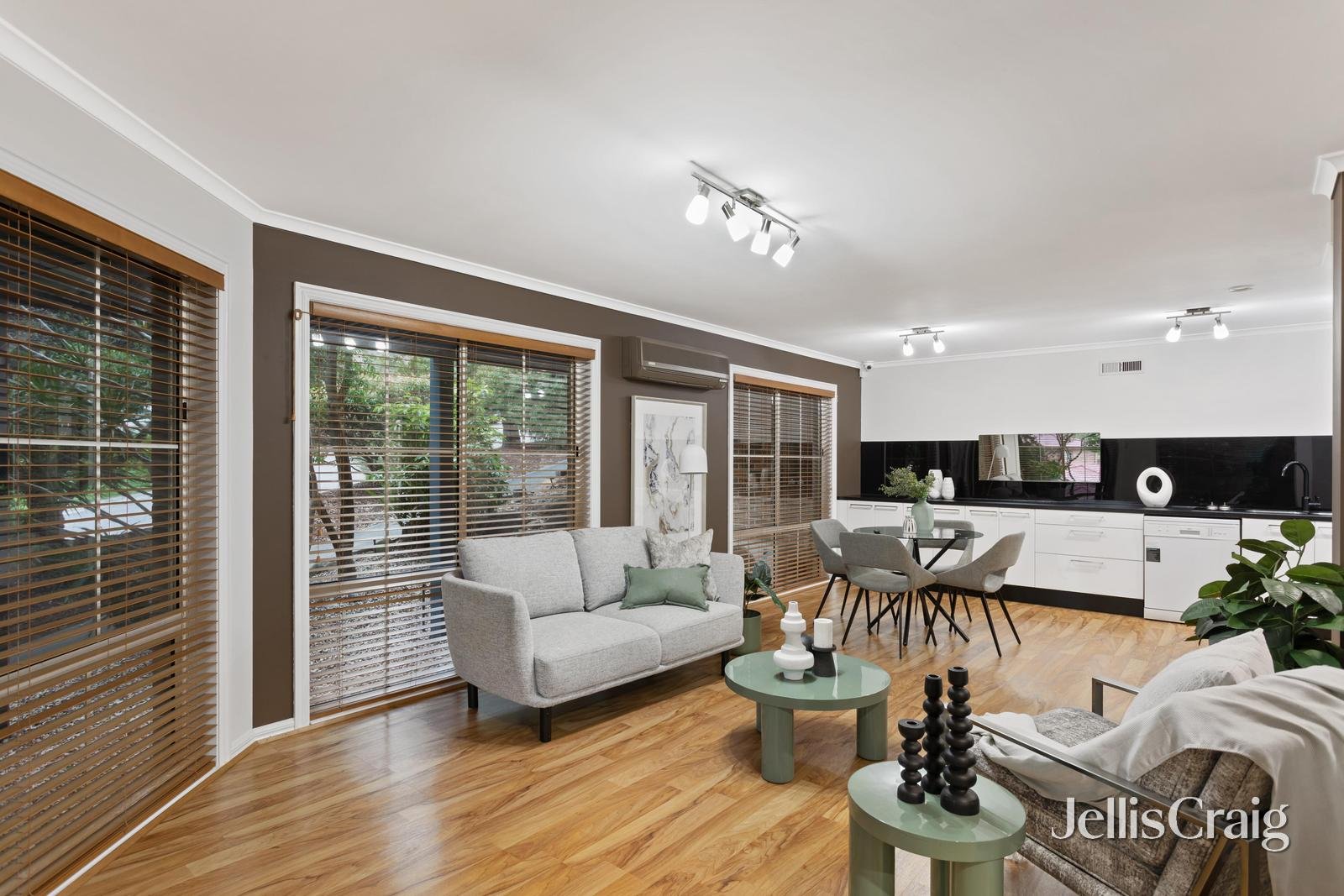 1 Oban Woods, Ringwood North image 11