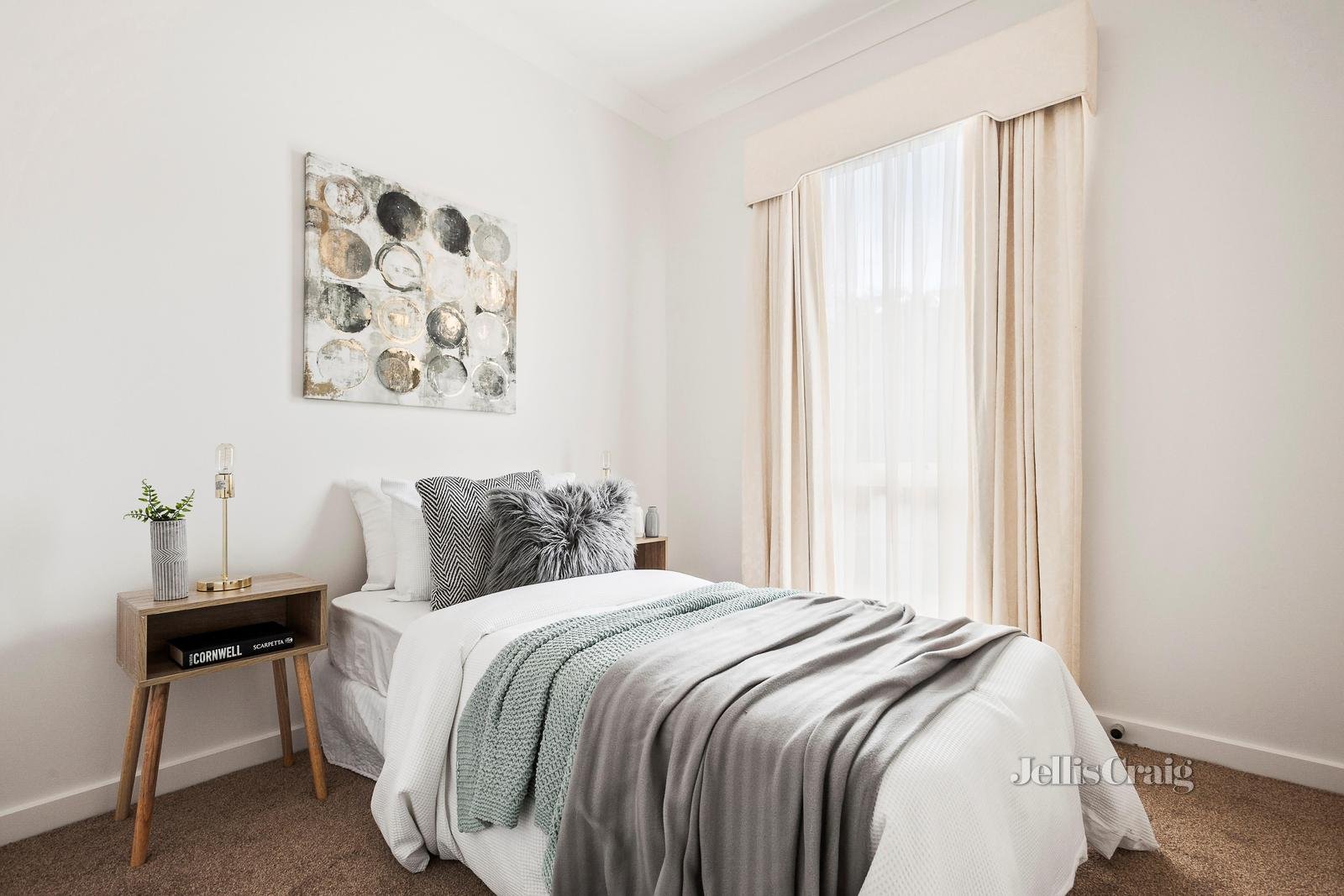 1 Oldstead Road, Greensborough image 6