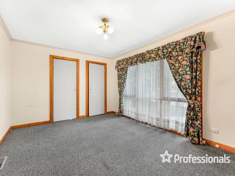 1 Olive Grove, Boronia image 6