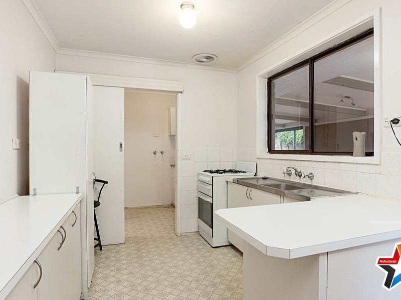 1 Olive Grove, Lilydale image 3