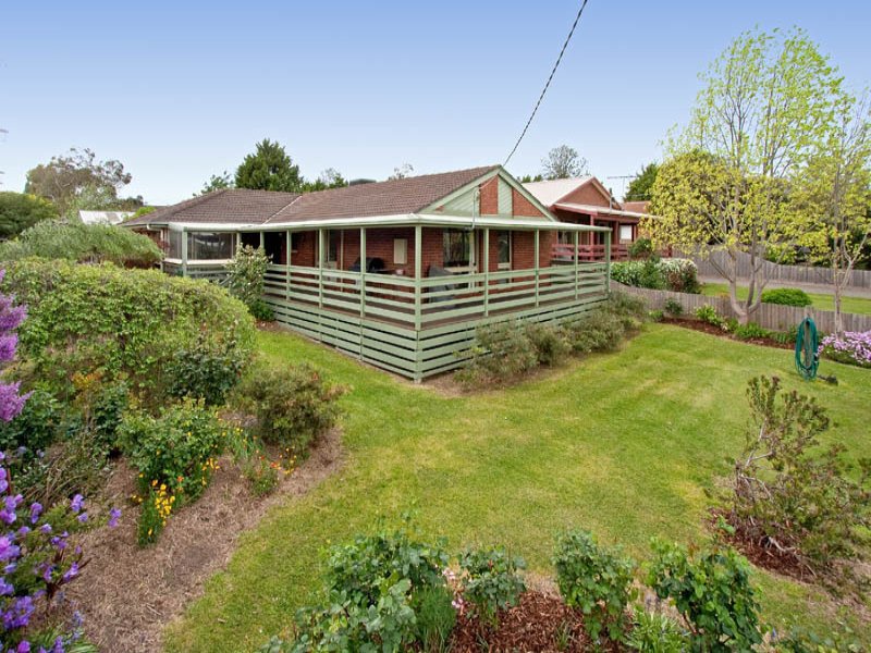 1 Oliver Street, Yarra Glen image 9
