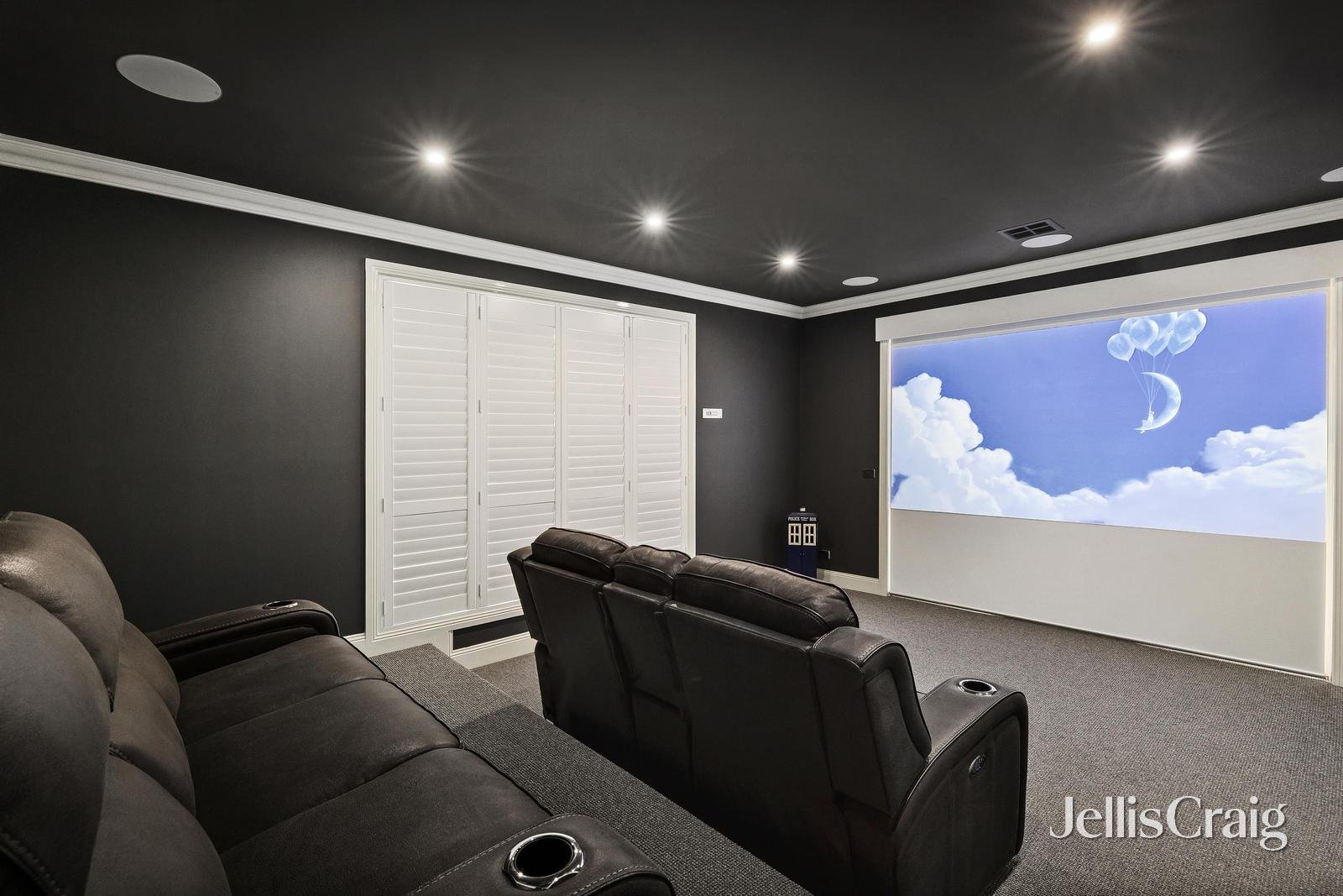 1 Osborne Avenue, Bentleigh image 8
