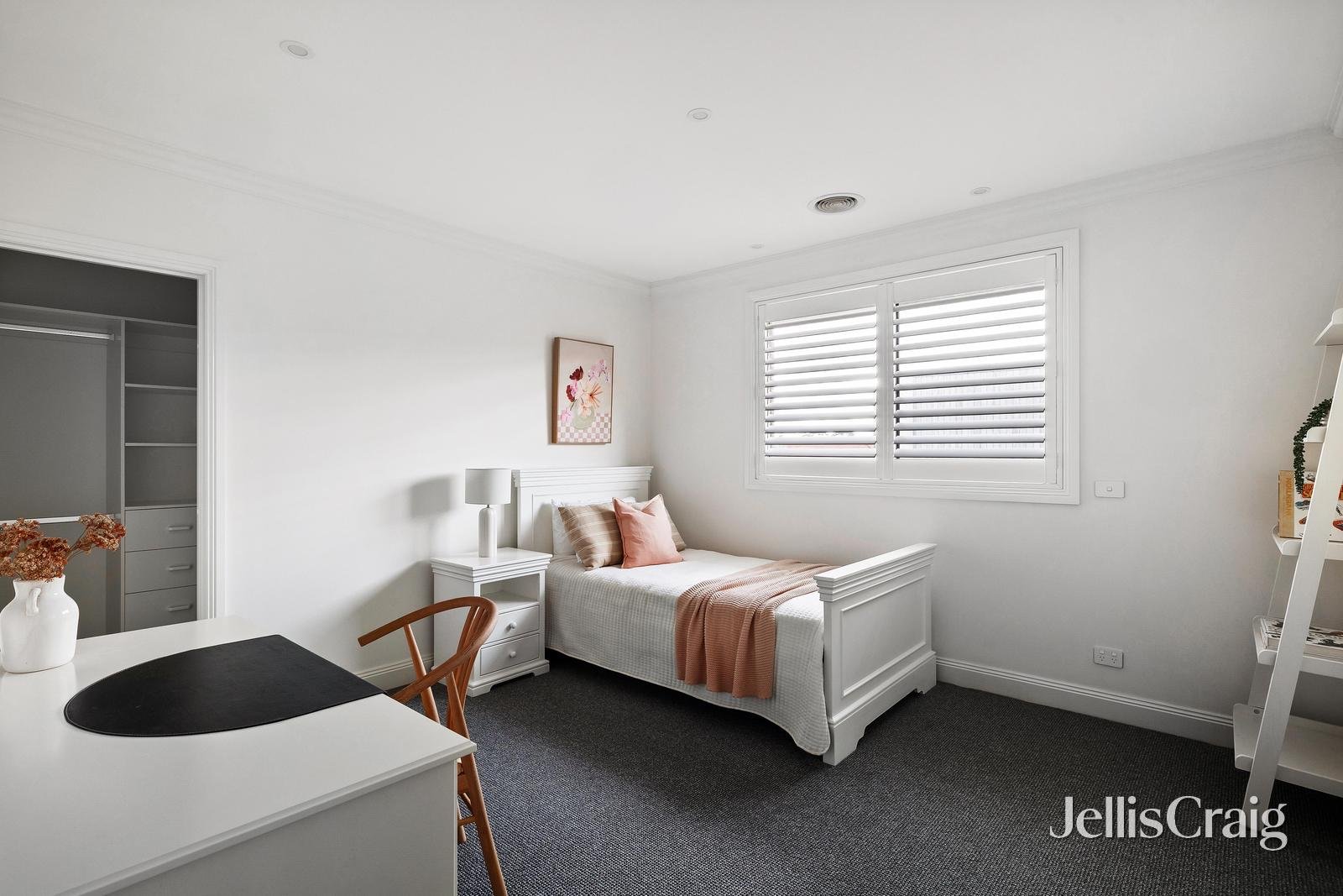 1 Osborne Avenue, Bentleigh image 15