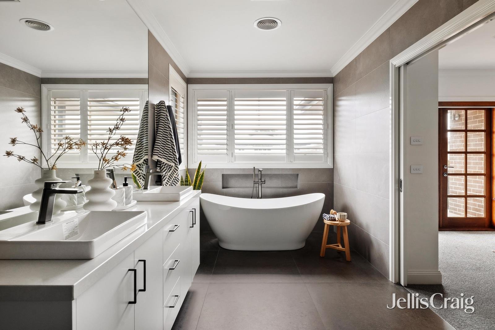 1 Osborne Avenue, Bentleigh image 17