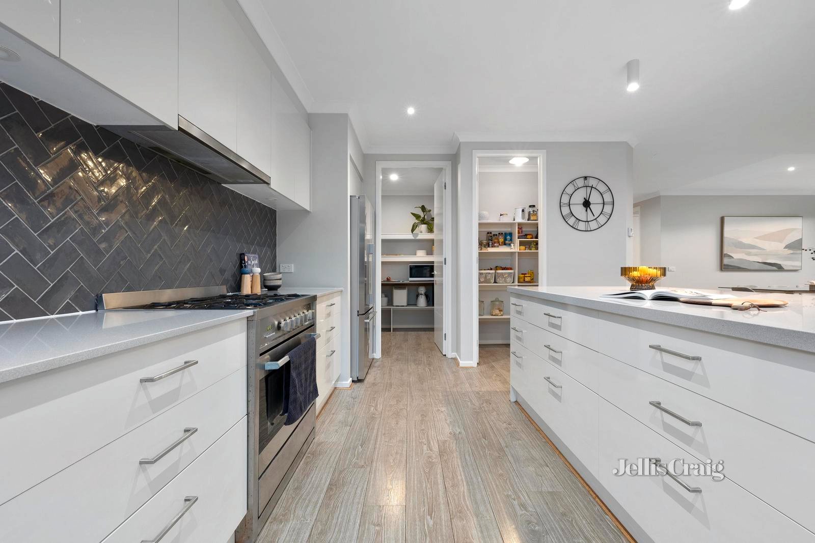 1 Otford Close, Moorabbin image 6