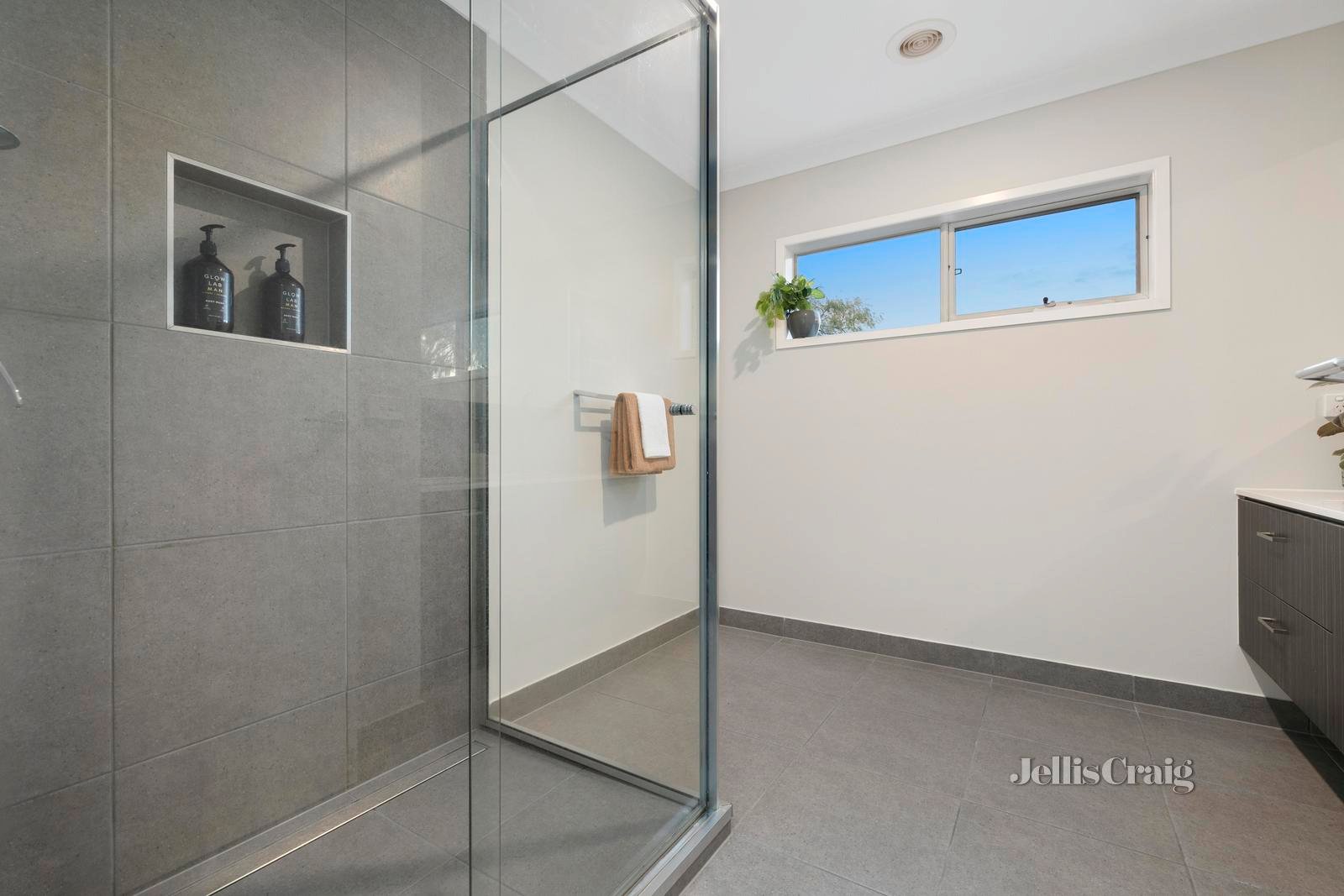 1 Otford Close, Moorabbin image 14