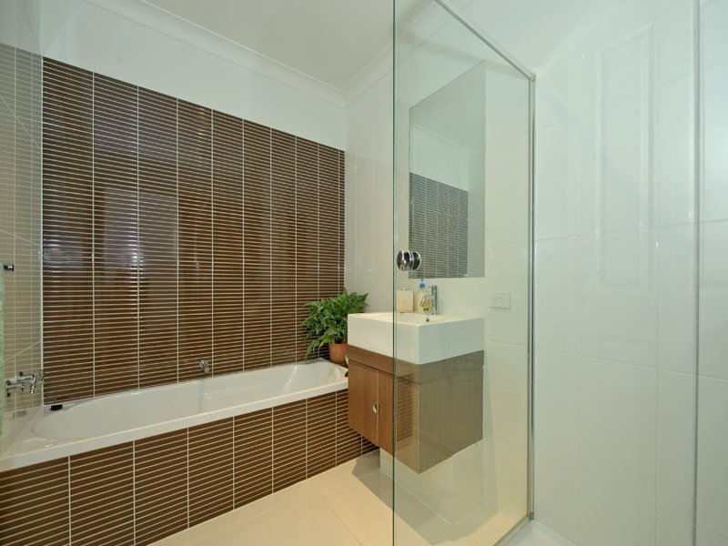 1 Papagee Lane, Box Hill North image 6
