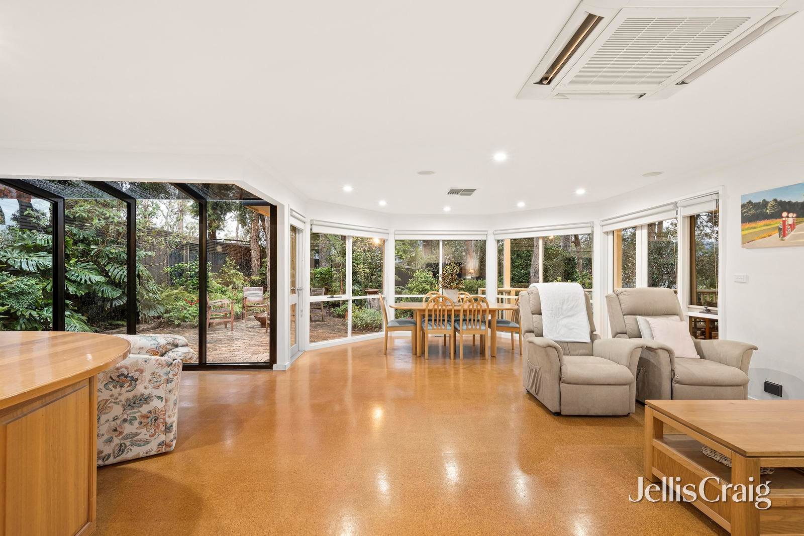 1 Pardin Court, Bayswater North image 4