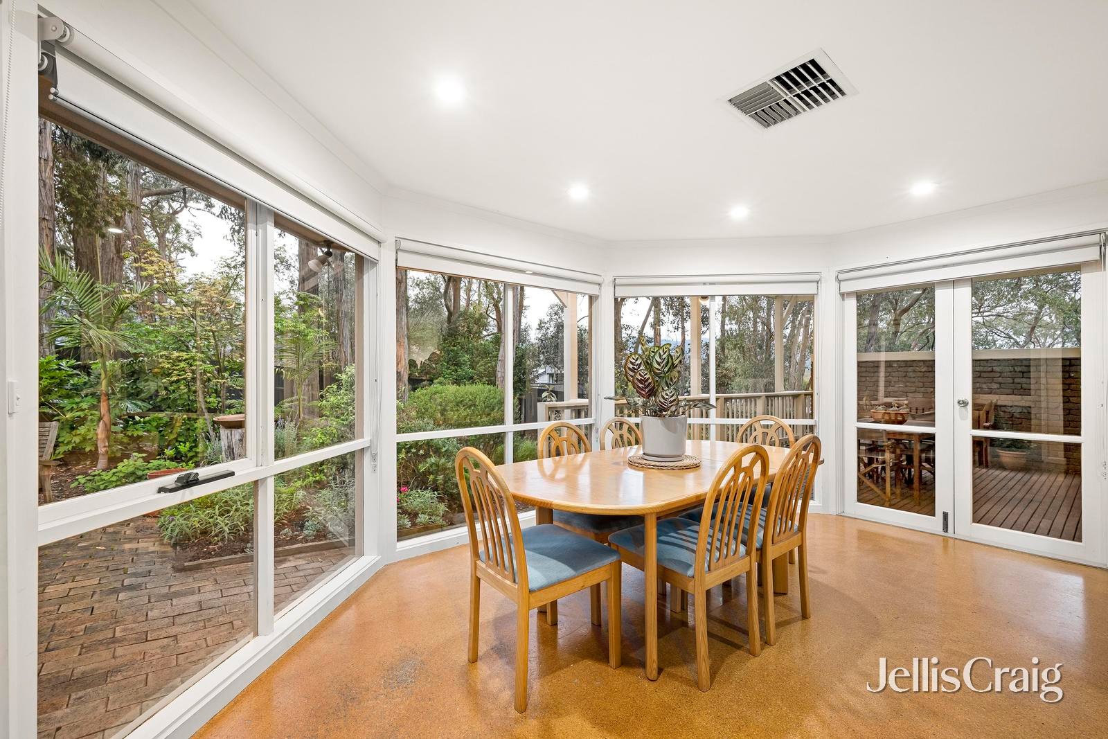 1 Pardin Court, Bayswater North image 5