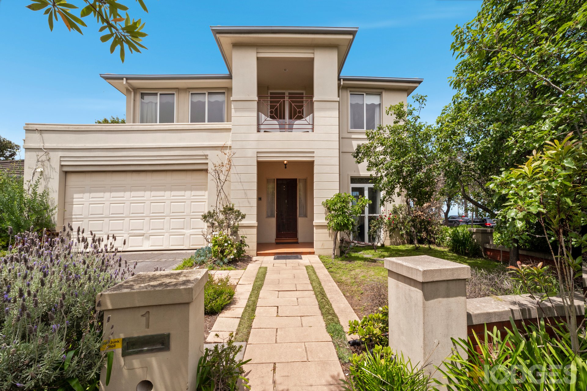 1 Park Square Port Melbourne