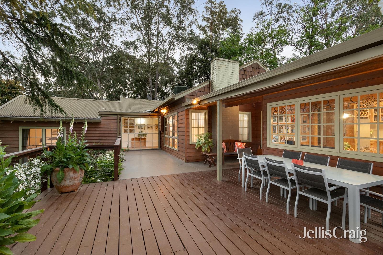 1 Parsons Road, Eltham image 1