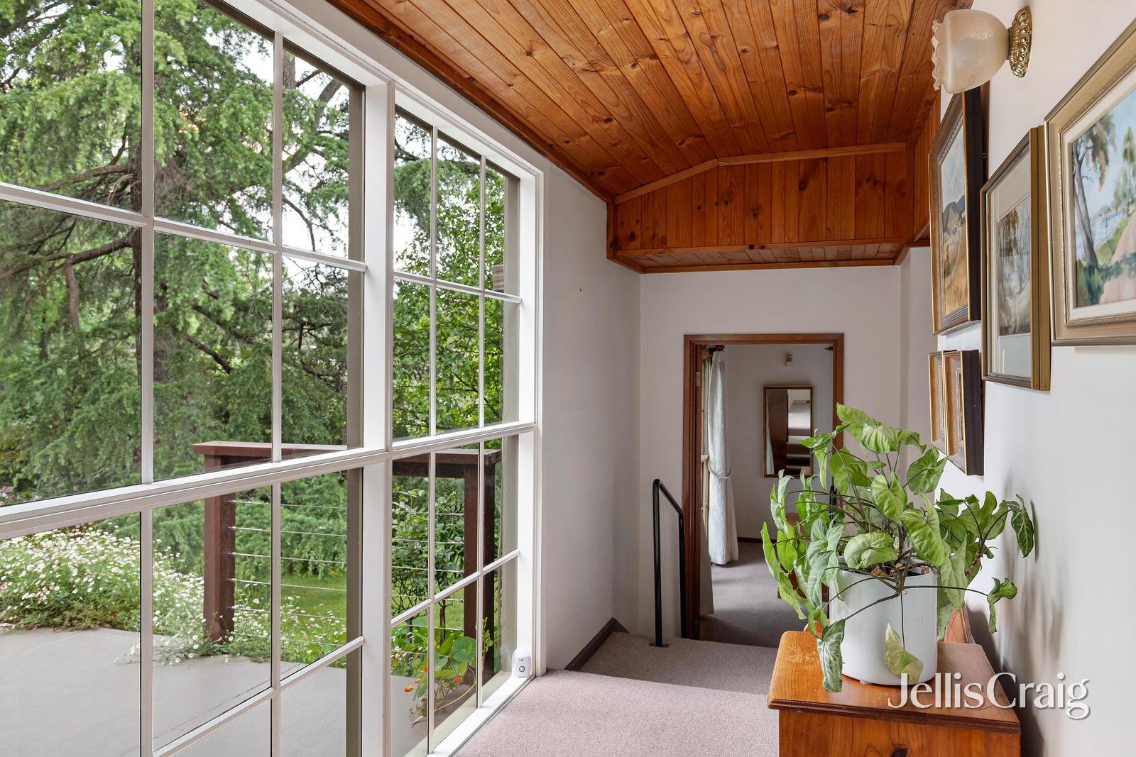 1 Parsons Road, Eltham image 7
