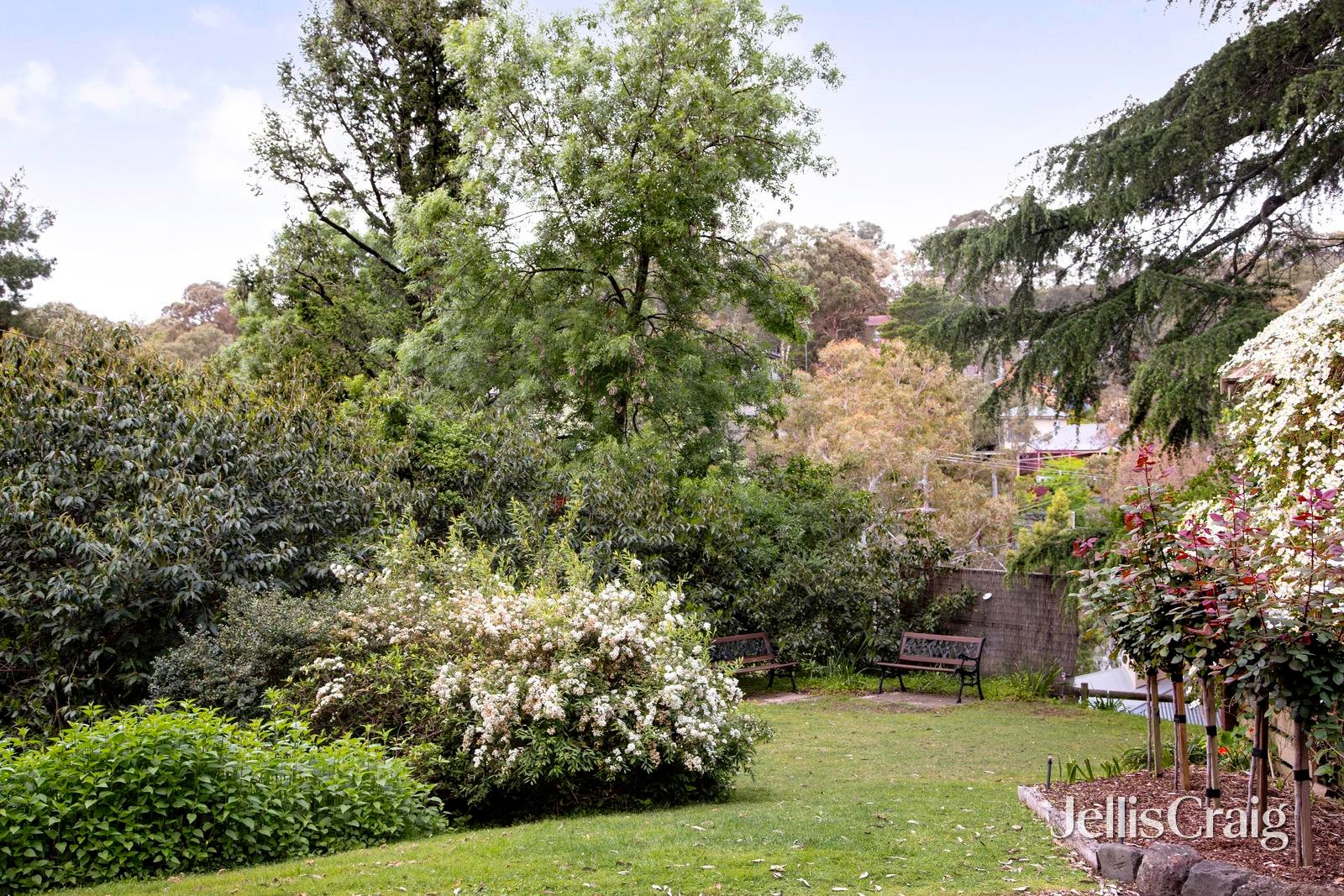 1 Parsons Road, Eltham image 17