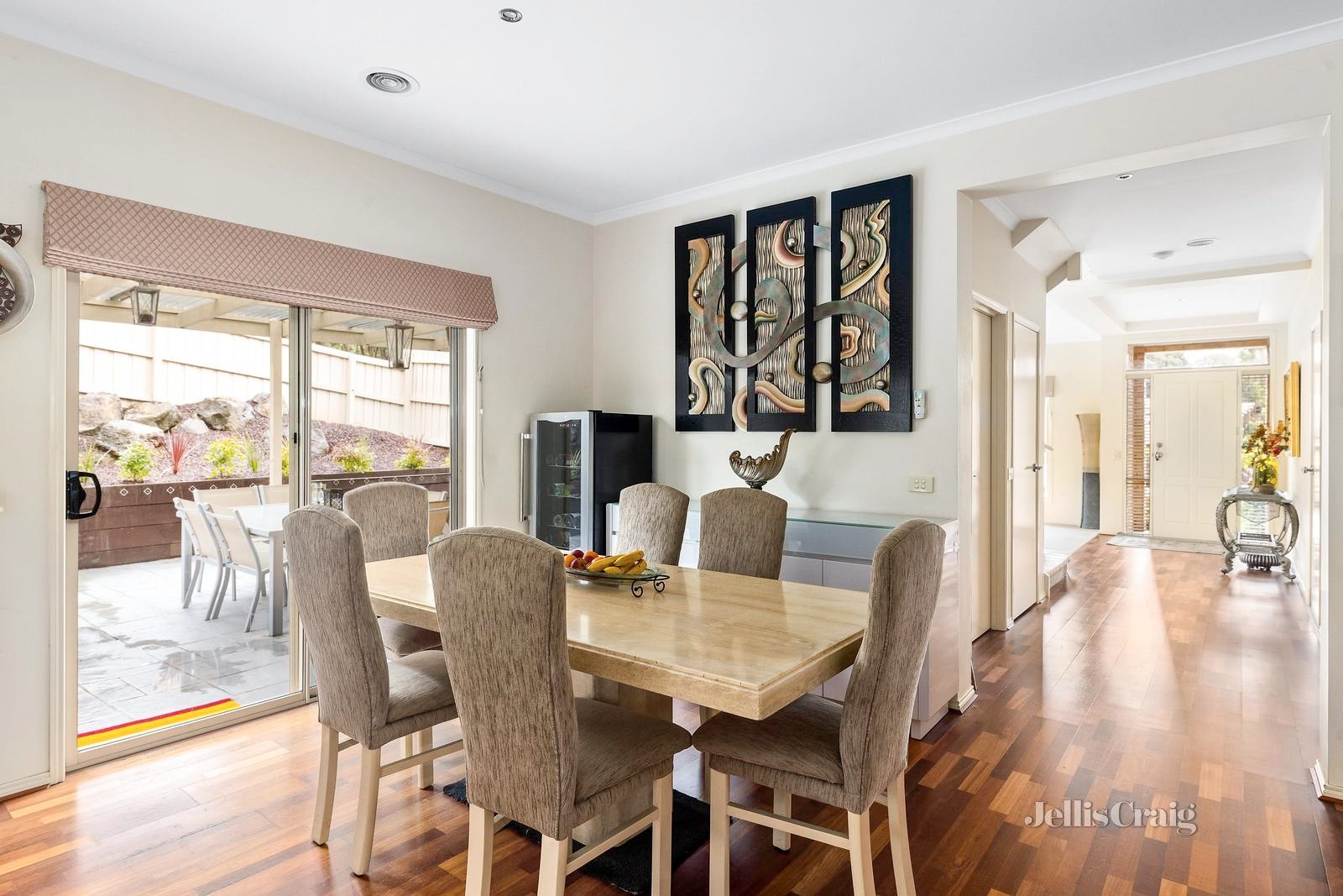 1 Peachwood Rise, Doncaster East image 7