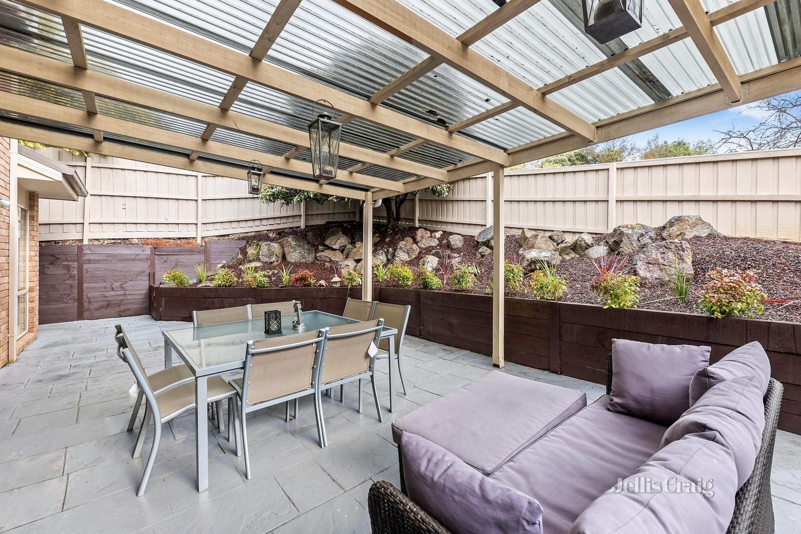 1 Peachwood Rise, Doncaster East image 12