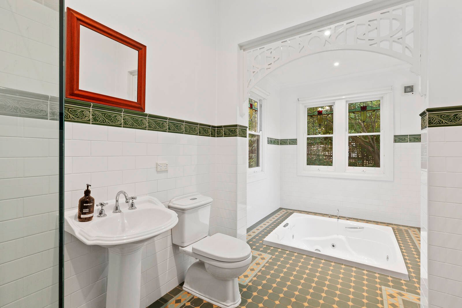 Property Gallery Thumbnail 8